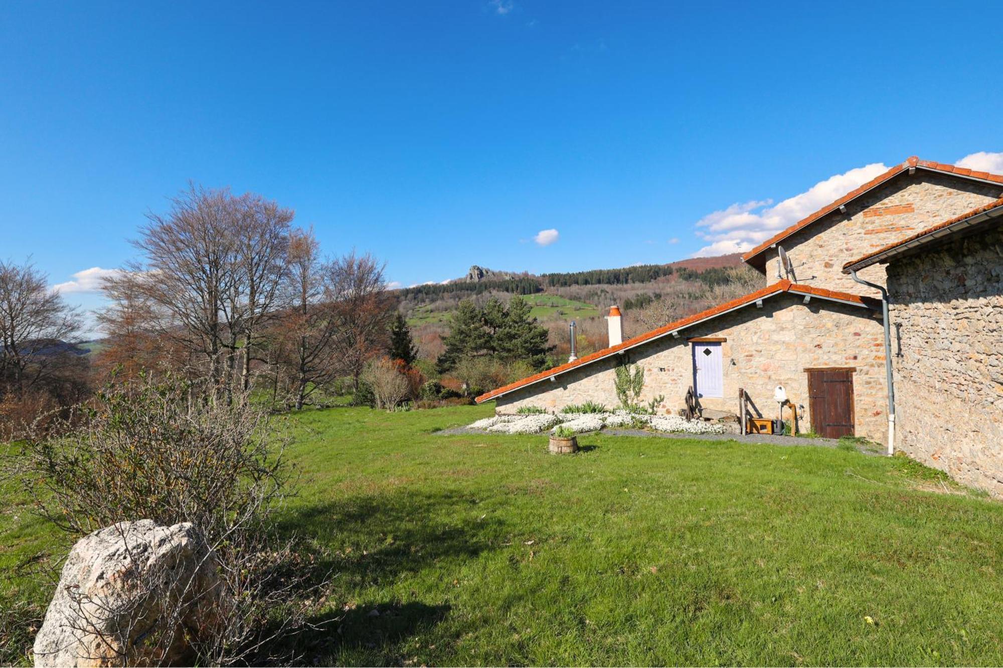 Villa De Luxe, Nichee Dans Les Montagnes Lavoine Exterior foto